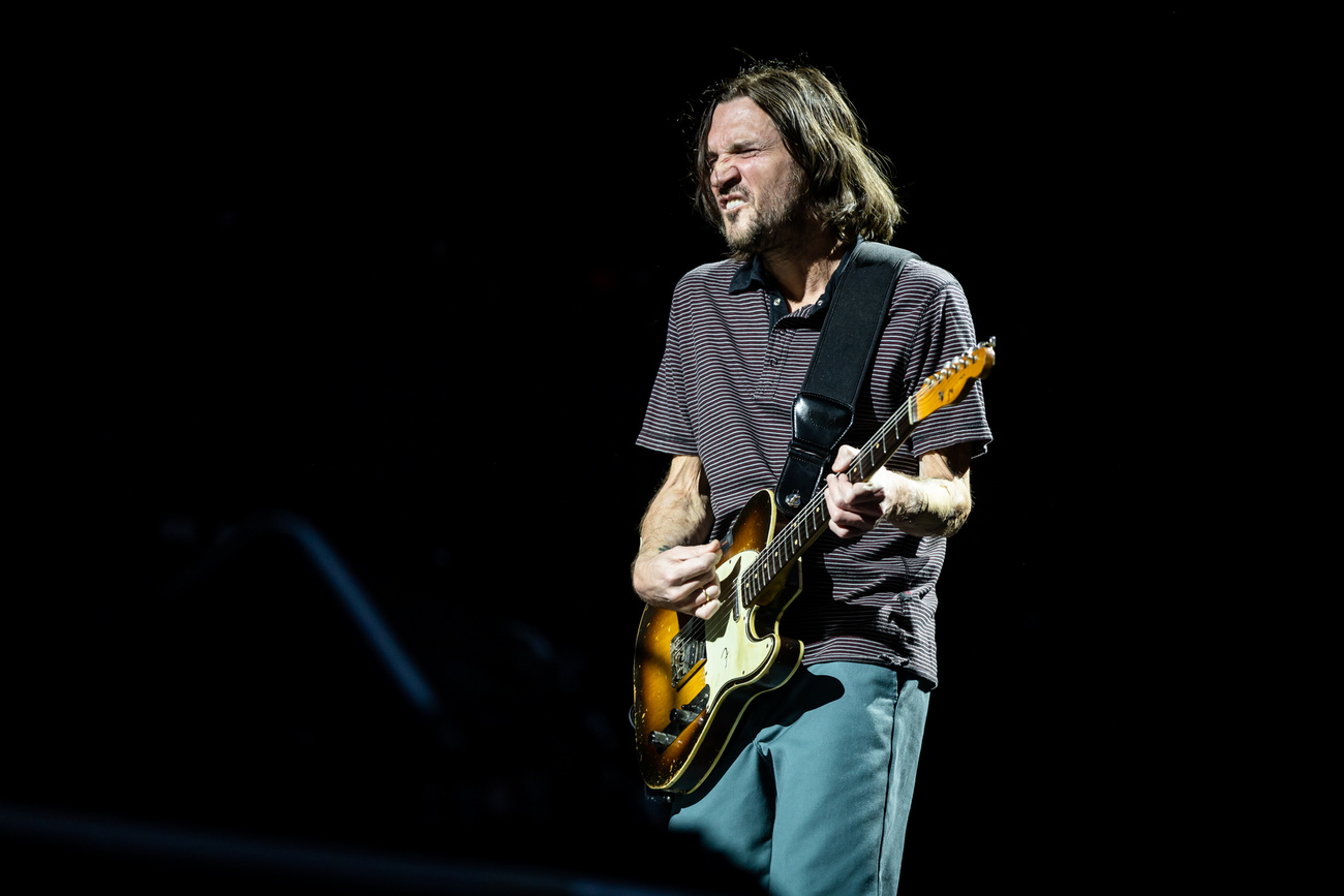 Index Red Hot Chili Peppers Koncert Pusk S Ar Na Gal Ria