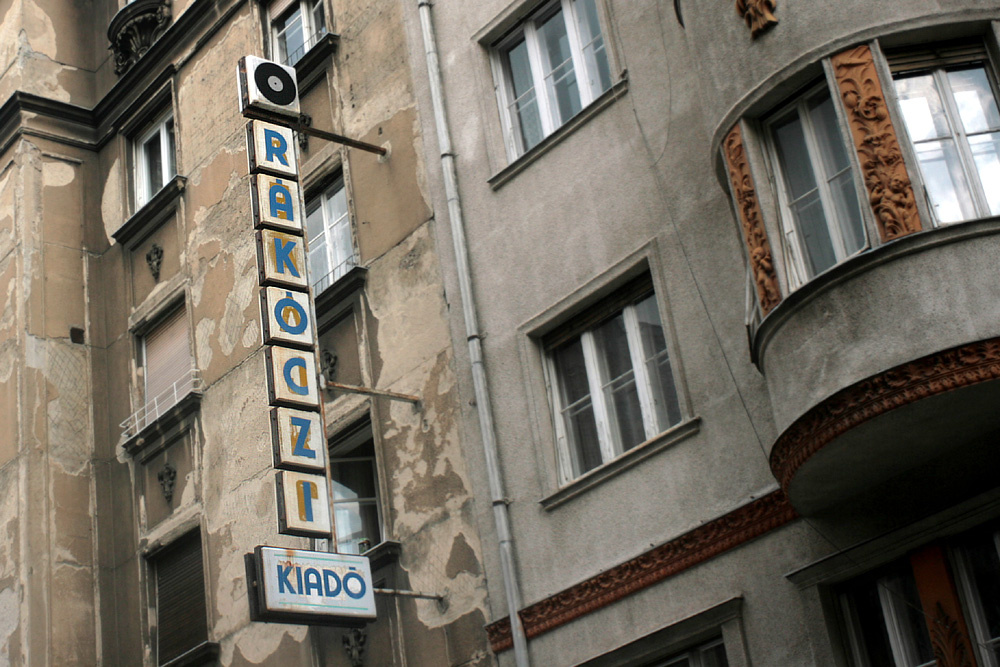 Orion - Kossuth Lajos utca