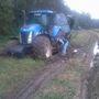 Holló Manuel egy New Hollant traktor és egy JENZ aprítógép társaságában ragadt be. 2. rész…
