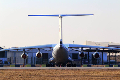 Robosztus, megbízható konstrukció a vállszárnyas IL-76-os, legfeljebb a hajtóművek megbízhatóságára panaszkodhattak a személyzetek. Emiatt cseréltek le rajtuk a sok régi és hangos D-30-ast új, Aviadvigatyel PS-90-esre.
