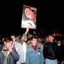 Nagy visszhangot váltott ki, amikor 1992. október 23-án a Parlament előtt tartott 56-os megemlékezésen a tüntetők egy csoportja kifütyülte az államfőt, így megakadályozta hogy Göncz Árpád elmondja ünnepi beszédét.