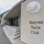 A Fenyves Yacht Club szállodája