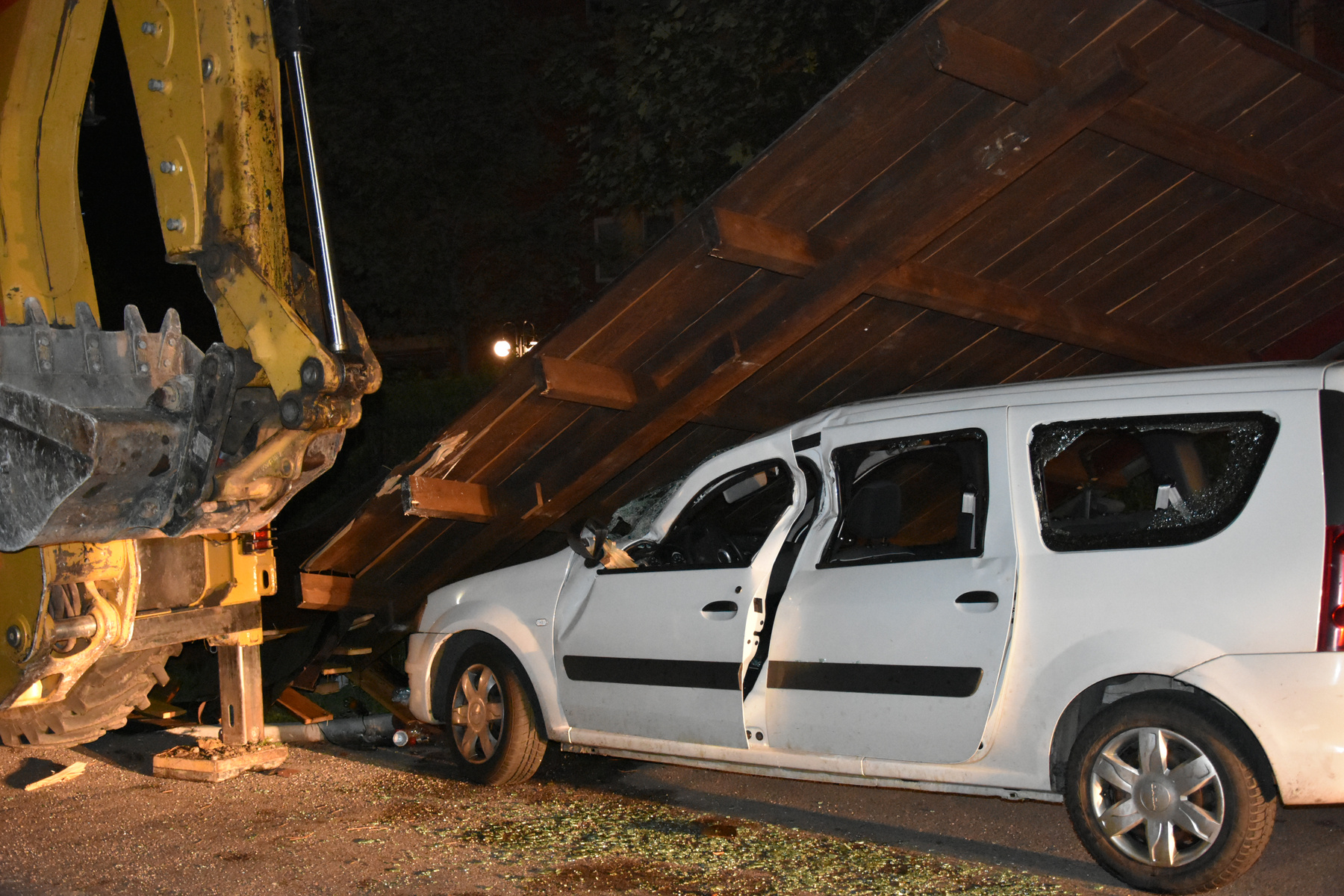 Budapest felett a vihar Gazdagrétről fotózva