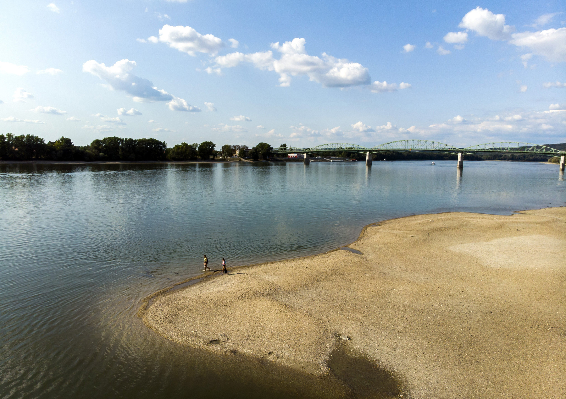 A Duna ártere alacsony vízállásnál Gödnél