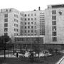 Jászai Mari tér, az ÁVH egykori, ekkor már a BM-hez tartozó épülete, a mai Képviselői Irodaház 1956-ban (