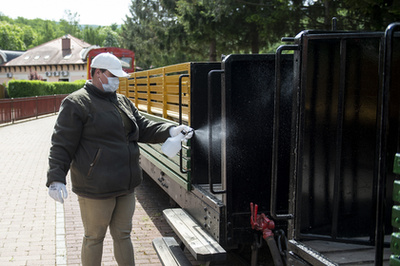A koronavírus-járvány miatt elrendelt korlátozások fokozatos enyhítésének nyomán ismét elindultak egyes erdei kisvasutak
