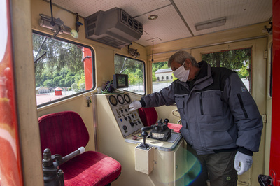 A koronavírus-járvány miatt elrendelt korlátozások fokozatos enyhítésének nyomán ismét elindultak egyes erdei kisvasutak