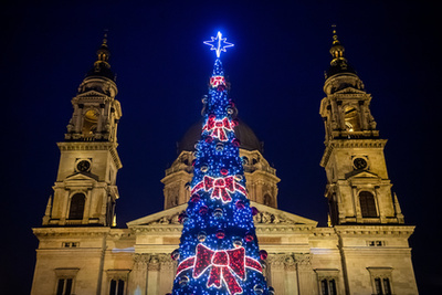 A Budapesti Adventi és Karácsonyi Vásár a belvárosi Vörösmarty téren 2021. november 28-án