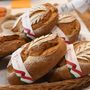 A 2022-es Innovatív kenyér a Varga Pékség 95 Kft. balátás kenyere az augusztus 20-ai nemzeti ünnep és a kapcsolódó rendezvények beharangozó sajtótájékoztatóján az Országház Vadásztermében 2022. augusztus 1-jén