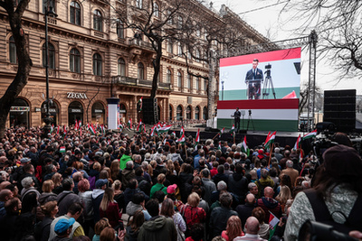 Magyar Péter az ellenzéki demonstráción 