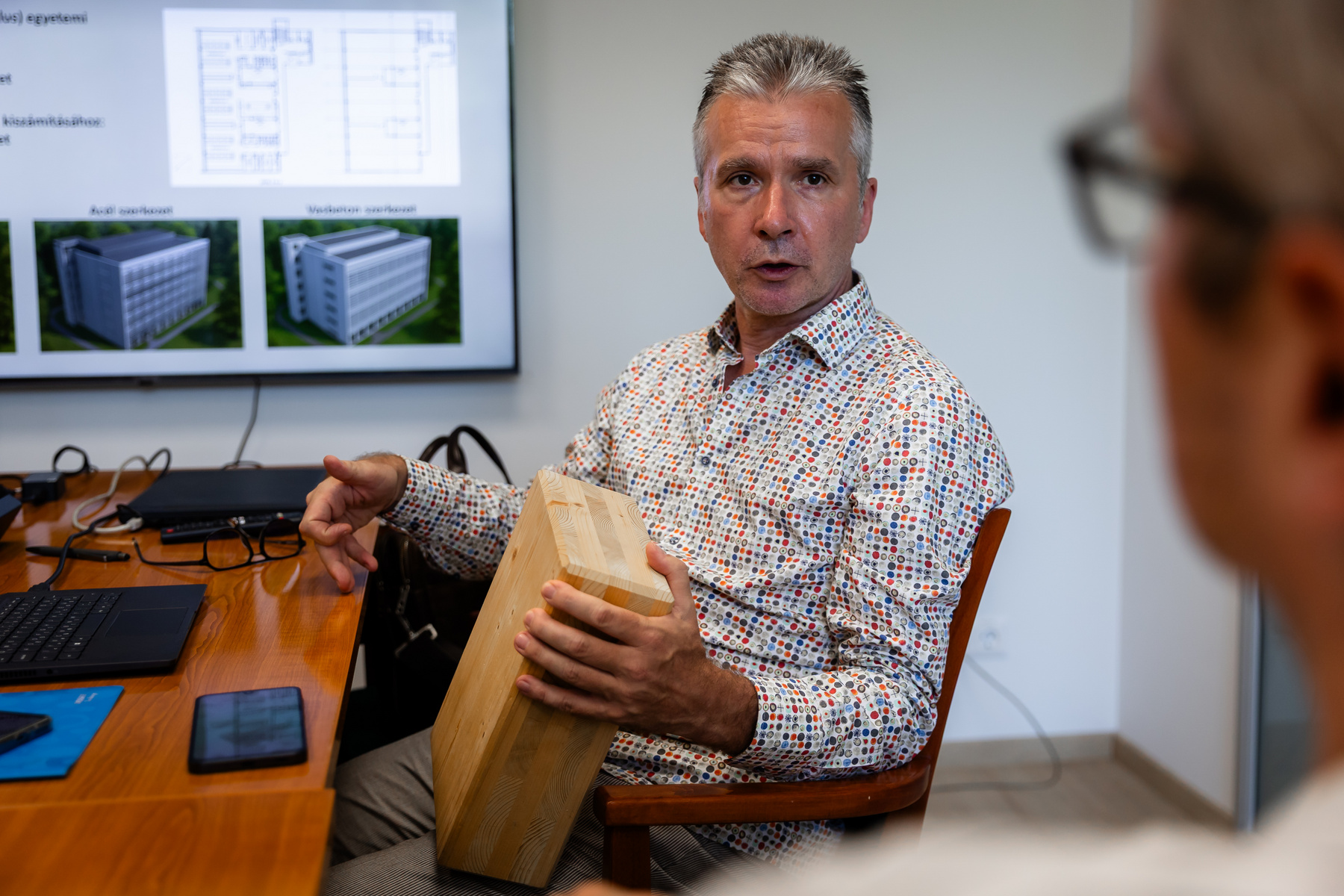 Prof. Dr. Magoss Endre, a Faipari Mérnöki és Kreatívipari Kar dékánja
