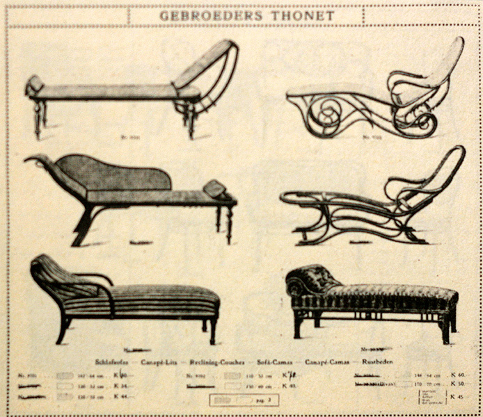 Forradalmi újítás volt a bútorgyártásban (középen a Székek Székének is tartott 14-es számú kávéházi szék)