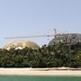Az épülő Sweden Beach Palaces Dubajban 2020. július 28-án