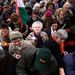 Magyarország: Február 25-én, vasárnap, gyújtóhangú beszéddel lépett a Terror Háza előtt demonstrálók elé Schmidt Mária. A kommu­niz­mus áldozatainak emlék­nap­ján összegyűlt többezres tömeg fujjolással, füttyö­gés­sel reagált a múze­um­igaz­ga­tó aktuálpolitikai intelmeire. A közönség első sorában volt Orbán Viktor is.
