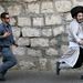 Izrael: Több ezer ortodox csapott össze a rendőrséggel Jeruzsálemben, amikor szombaton próbáltak meg átadni egy parkolót