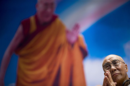 India: A Dalai Láma a 74-ik születésnapján Új-Delhiben.