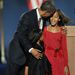 Két lánya is láthatóan örült, Obama kiskutyát ígért nekik győzelmi beszédében
