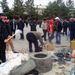 Molotov-koktélokat készítenek  Talaszban 