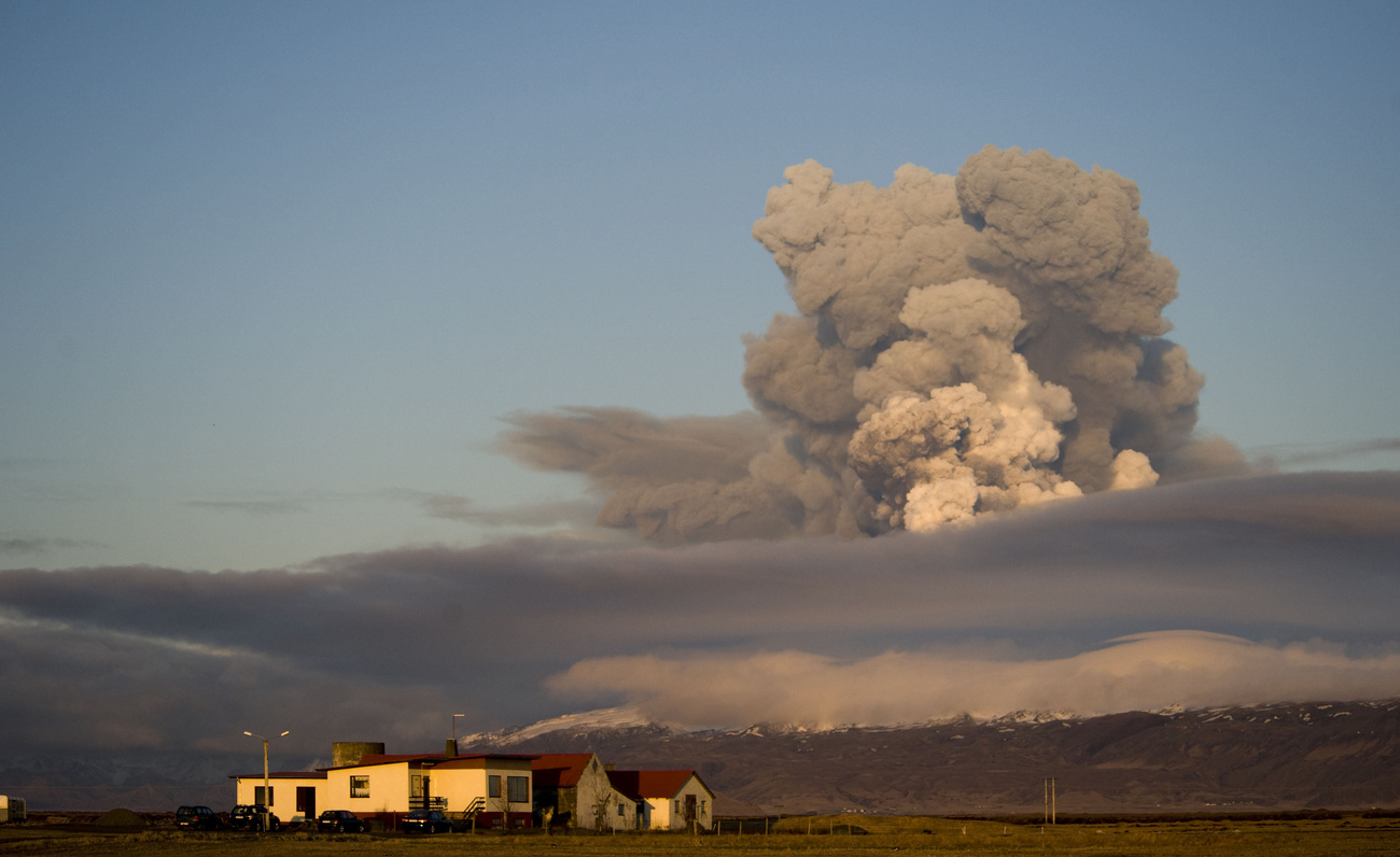Izlandi idill vulkánkitöréssel.