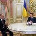 Kedden Ukrajnába látogatott Vlagyimir Putyin orosz miniszterelnök, és tárgyalt az ukrán elnökkel, Viktor Janukoviccsal. 