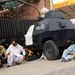 Fegyveresek támadtak két mecsetre a pénteki ima idején a kelet-pakisztáni Lahorban, legalább 56-an meghaltak.