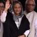 Hasina Wazed Banglades első elnökének, Mudzsibur Rahmannak a lánya, egyben egy elismert atomtudós özvegye. Egyszer már betöltötte a kormányfői posztot 1996 és 2001 között, mielőtt másodszor is miniszterelnöknek választották 2009-ben.