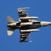 Amerikai F-16-os teljes fegyverzetben