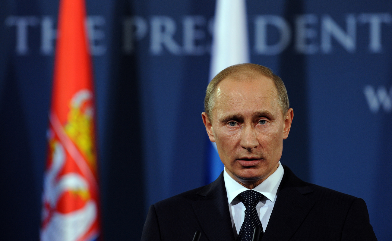 Vlagyimir Putyin orosz miniszterelnök egy állami tévécsatornán kritizálta a katonai beavatkozást. 