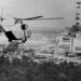 1986. június 13.: sugármenetsítést végző katonai helikopter.