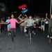Tajourában, Tripoli elővárosában ünneplik, hogy átvették az irányítást a lázadók, Kadhafi erőitől