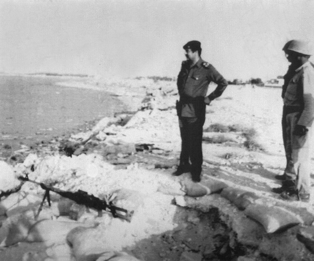 Miközben több amerikai városban is ünneplés kezdődik, szakértők vitatkoznak azon, hogy vajon milyen szerepe volt Oszama bin Ladennek az utóbbi időben az al-Kaidában, és így mennyire veti vissza a szervezetet megölése. Az al-Kaida új vezetőjét, Ajman az-Zavahirit jóval kevésbé karizmatikus vezetőnek tartják, azonban több elemző szerint a szervezet mára már túlságosan decentralizálttá és franchise-szerűvé vált ahhoz, hogy megsemmisítő csapást szenvedjen el.