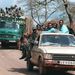 1996. Felfegyverzett áruszállító konvoj, az LRA támadásai ellen próbálnak védekezni.