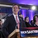 Rick Santorum az utolsó négy napban 10 százalékról 24,5 százalékra növelte a támogatottságát, és bár az eredmények 99,5 százalékának feldolgozása után nyolc szavazattal a második helyre szorult, végeredményben akár nyerhet is. A későbbiekben kevés esélye van, minden pénzét elköltötte.