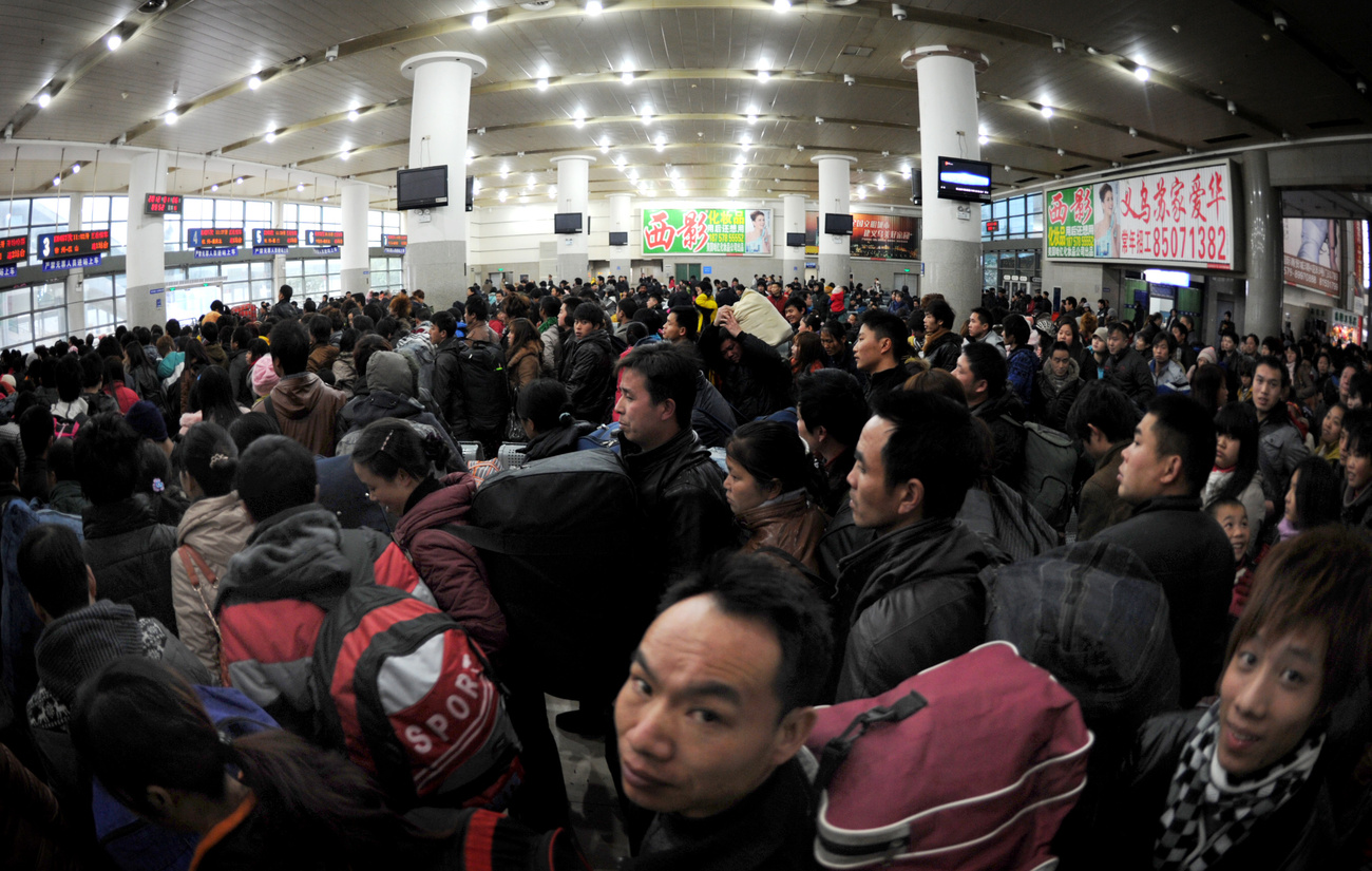 A kínai közlekedési hálózat nagyjából 2.5 milliárdos utasforgalmat bonyolít az ünnepek előtt, alatt és után