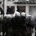 Könnygázt is bevetettek a rendőrök Görögország fővárosában, miután a pénteken kezdődött kétnapos általános sztrájk alatt fiatal tüntetők egy csoportja kövekkel és Molotov-koktélokkal dobálta meg a rohamrendőröket – számolt be a Guardian.