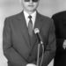 Jaruzelski az állandó sötét szemüveggel. Azért kellett hordania, mert gyerekként látássérülést szenvedett abban a szovjet kényszermunkatáborban, ahová apja miatt szállították a családot. 