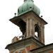 Félig lepusztult templomtorony Modena provinciában