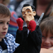 Romney felvette a kesztyűt. Játékbaba egy republikánus rendezvényen