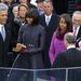 Obama mellett felesége, Michelle és lányaik, Malia és Sasha.

