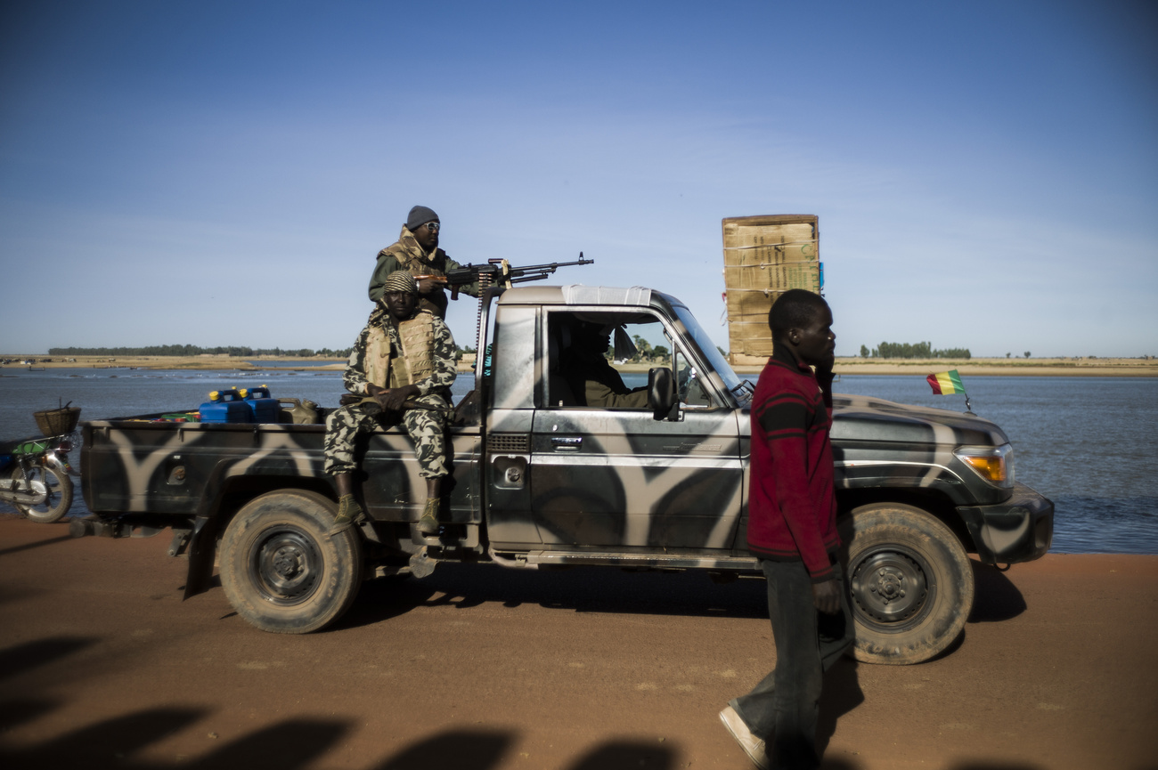 A harcok miatt több tízezer civil menekültre lehet számítani az országban. Tudjon meg többet a Mali konfliktusról, kattintson tovább cikkünkre is!