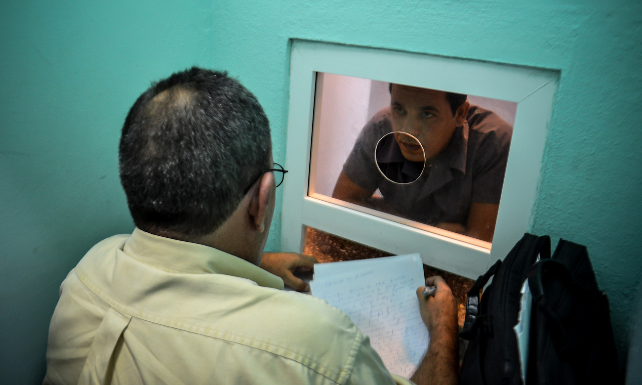 Kuba 56.000 foglyot tart elzárva 200 intézményben. 