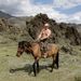 Örökre emlékezetesek maradnak Vlagyimir Putyin lovas képei. Az akkor éppen miniszterelnök Putyin félmeztelenre vetkőzve pózolt a fotósoknak 2009-ben. Félmeztelen lovaglását akkor a legtöbben egyértelműen erőfitogtatásnak tartották, amivel már jó előre bejelentkezett egy újabb elnökségre.
