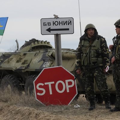 Ukrán ellenőrzőpont Strelkovo mellett.