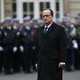 Francois Hollande francia államfő posztumusz Becsületrendet, a legmagasabb francia állami kitüntetést adományozta a párizsi terrortámadásokban megölt rendőröknek, írja az MTI.