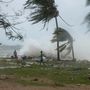 A hétvégén söpört át a 60 szigetből álló Vanuatun a Palm névre keresztelt trópusi ciklon.