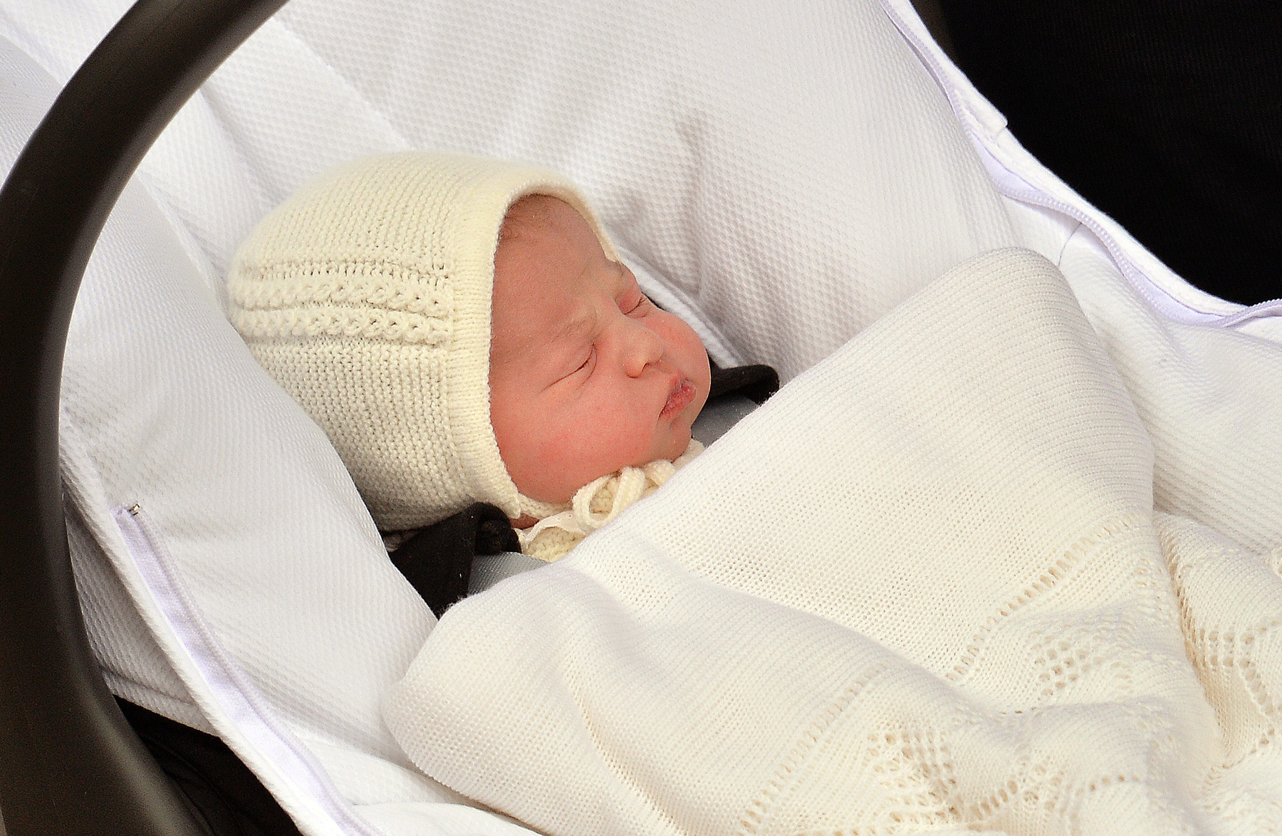 Ez viszont megint a baba.