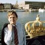 Olof Palme a svéd korona mellett, 1982 szeptemberében.