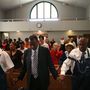 Ben Carson vasárnapi szertartáson a baptista gyülekezetben