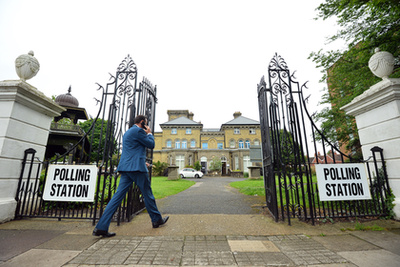 Szavazókonténer a dél-angliai Hoveben