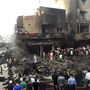 A robbanóanyaggal megrakott teherautót az iraki főváros egyik forgalmas utcáján robbantották fel.